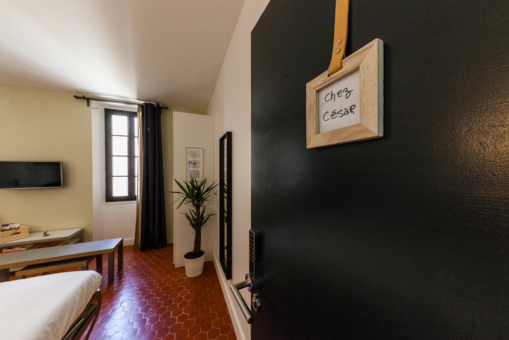 Chez Nous - 7 Appartements Sur Le Vieux Port Marseille Kültér fotó