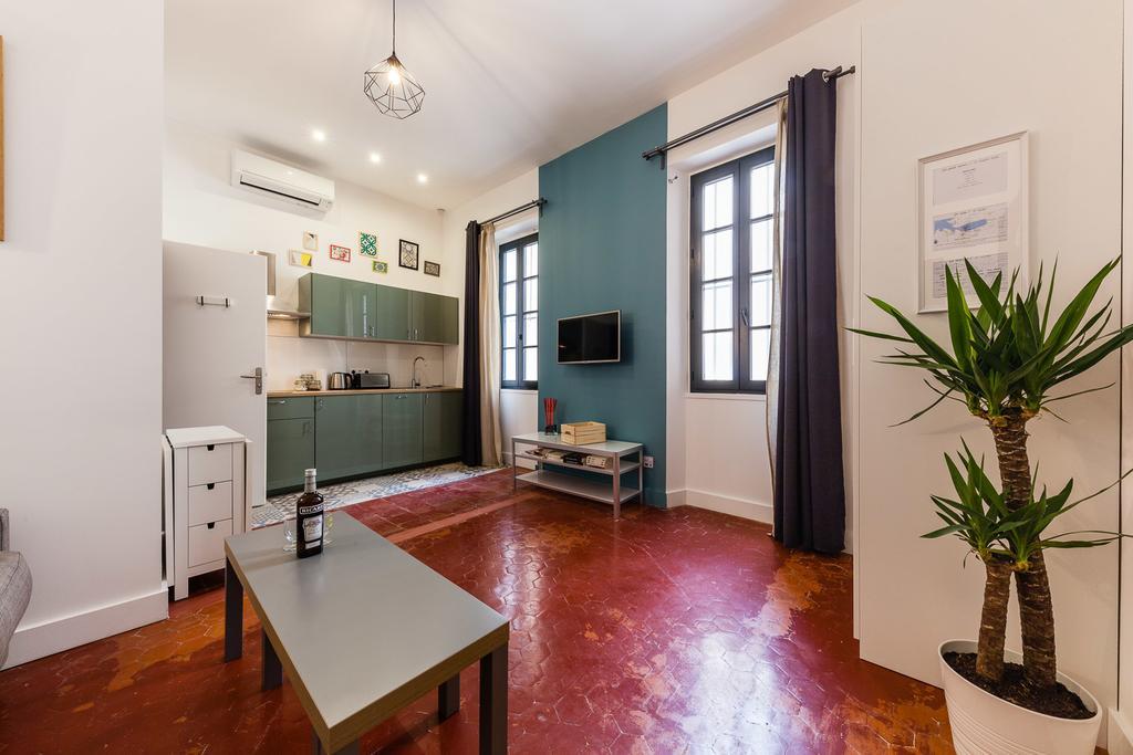 Chez Nous - 7 Appartements Sur Le Vieux Port Marseille Kültér fotó