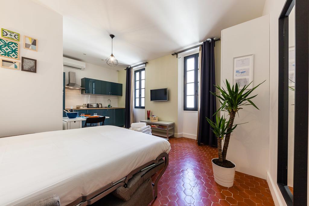 Chez Nous - 7 Appartements Sur Le Vieux Port Marseille Kültér fotó